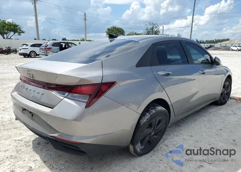 2021 Hyundai Elantra Sel z USA, uszkodzony, nr VIN KMHLS4AG0MU068013